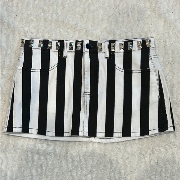 Widow dolls kill NOWHERE TO RUN STRIPED stud MINI SKIRT medium new w tag - Picture 1 of 6